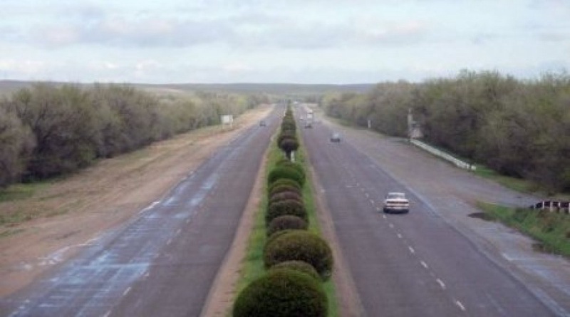 Almaty-Kapshagai road. Photo courtesy of proautosport.kz