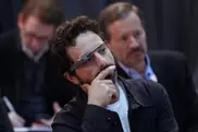 Big name investors back Google Glass "Collective" 