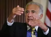 Icahn revamps Dell offer, calls buyout 'giveaway' 