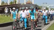 2 thousand cyclists take part in bike ride with Vincenzo Nibali in Almaty