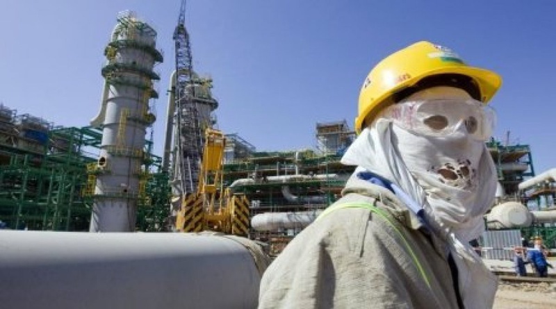 A worker at Kashagan field. ©REUTERS