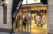 Australia's Billabong posts mammoth $771mn loss 