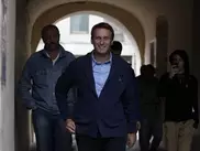 Top Putin critic takes on Kremlin rival in Moscow polls