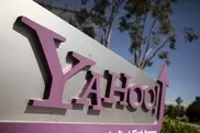 Yahoo holds onto more of Alibaba as profit slips