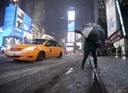 Winter storm kills 13 in US, threatens holiday travel