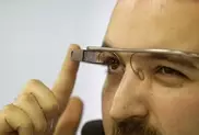 Google Glass eyewear lets winking snap pictures