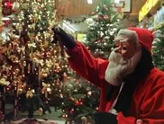 Who shot Santa? Pellet gun hits man in red suit in Washington