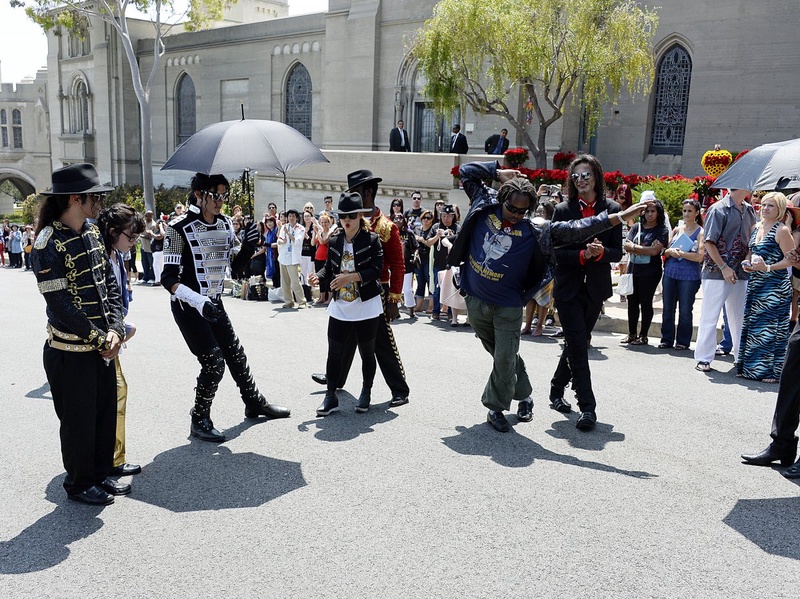 Michael Jackson impersonators. ©Reuters/Kevork Djansezian 