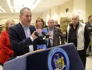 New York probes special deals for high-speed traders