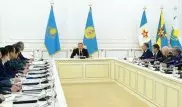 Nazarbayev advises Kazakh army to 'keep powder dry'