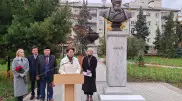 Monument to Kazakh poet Abai Kunanbayev opened in Kazan