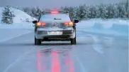 How to safely cross ice roads by car, explains Emergency Ministry