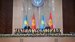 Tokayev and Japarov deliver joint statement to the media