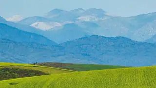 Photographer showcases beauty of Altai Mountains