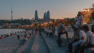 Kazakh tourists ranked the most generous in Azerbaijan