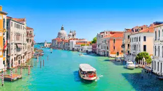 Kazakh tourists will need to book Venice visits in advance starting 2026
