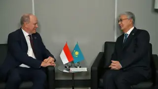 President of Kazakhstan meets with Prince of Monaco
