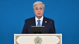 Workers, doctors, and scientists: Tokayev awards Kazakhstanis for Republic Day