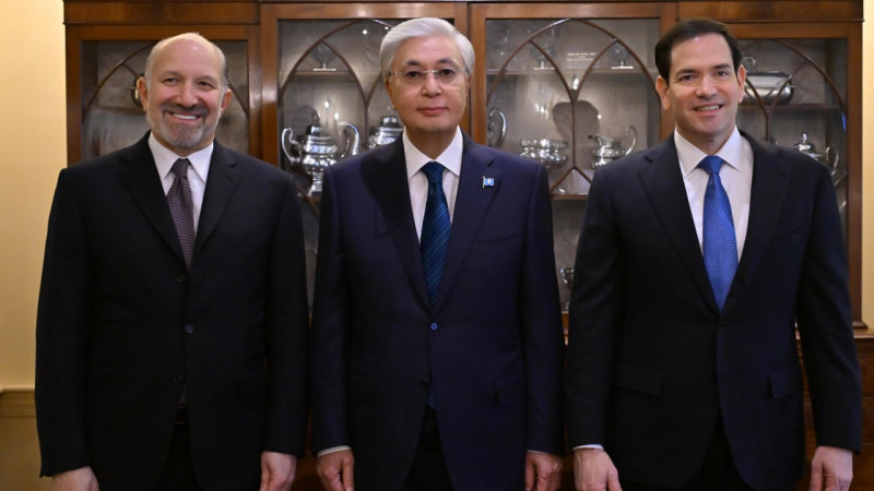 Howard Lutnick, Kassym-Jomart Tokayev, and Marco Rubio. Photo by Akorda