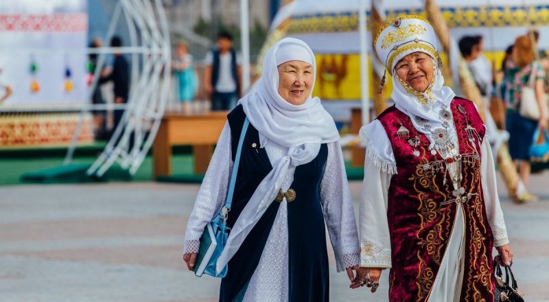 © Тұрар Қазанғапов