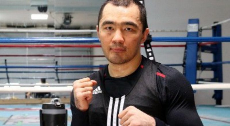 Бейбіт Шүменов.© Boxingscene.com
