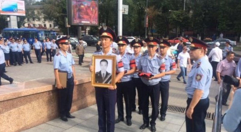 Жерлеу рәсімі