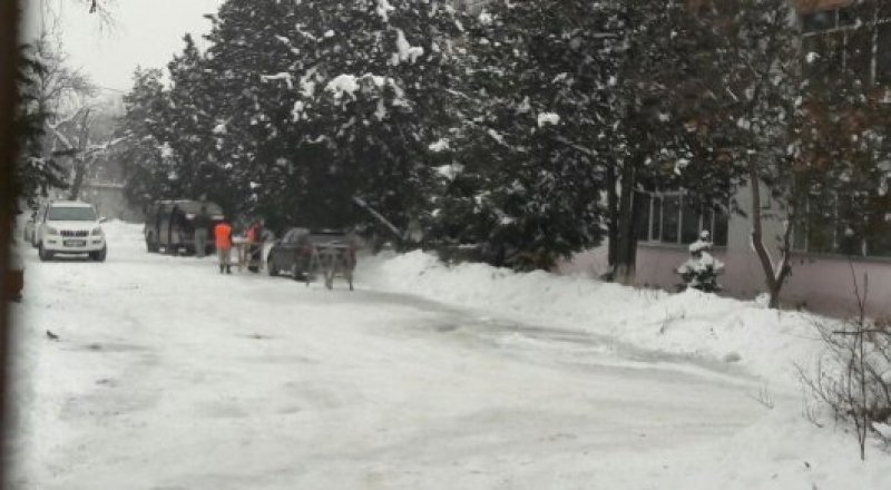 © Айнаш Өндіріс