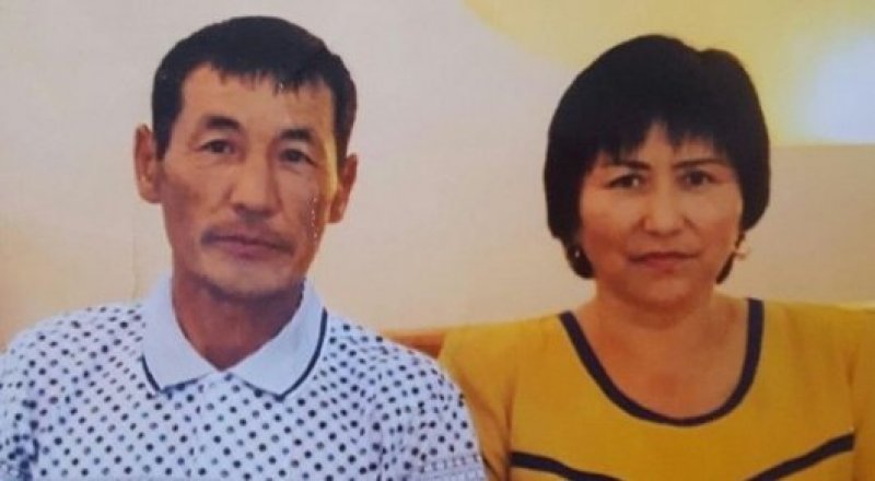 Құмарбек Жәкетай жұбайымен. Сурет отбасының жеке мұрағатынан