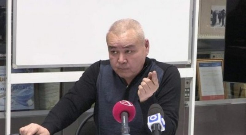 Нұркен Айнабеков © otyrar.kz