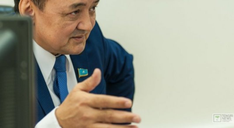 © Тұрар Қазанғапов