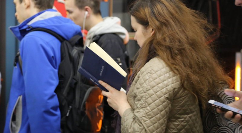 Суреттер: Марфуға Шапиян