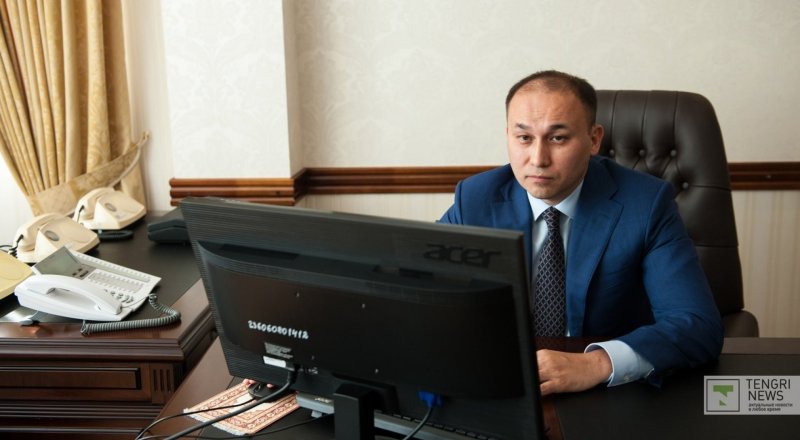 © Тұрар Қазанғапов