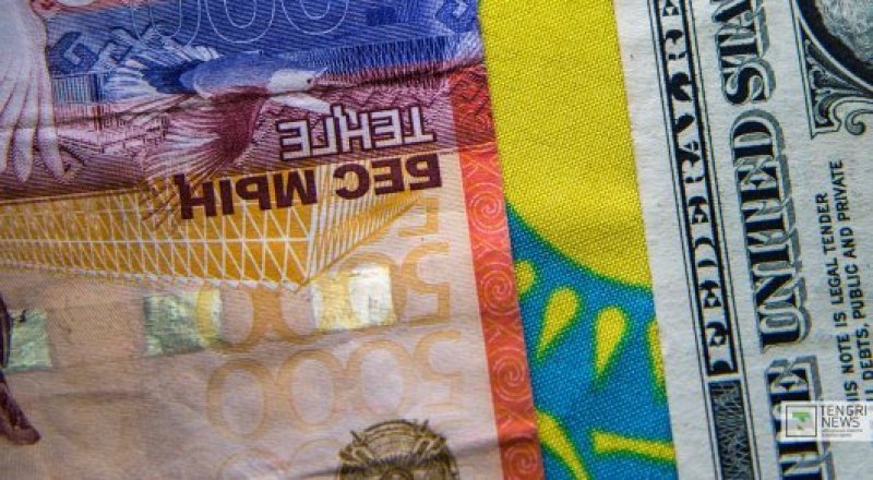 © Тұрар Қазанғапов