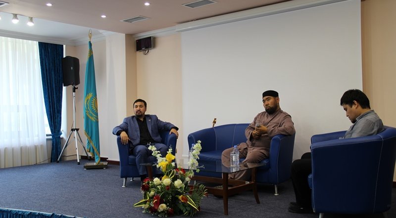 Балғынбек Имашев.