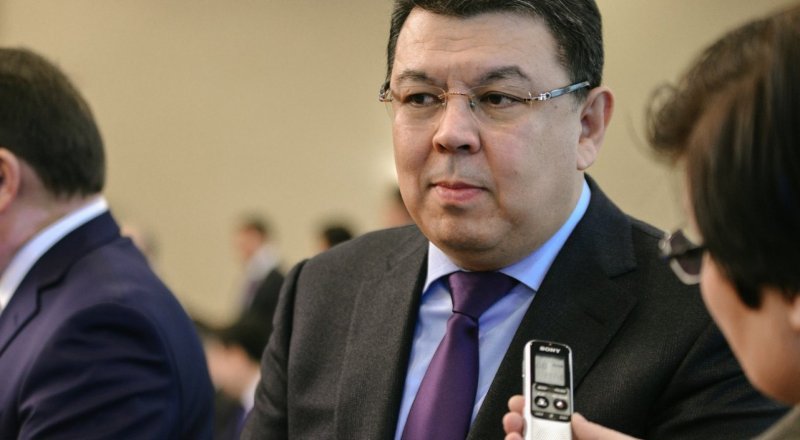 © Тұрар Қазанғапов