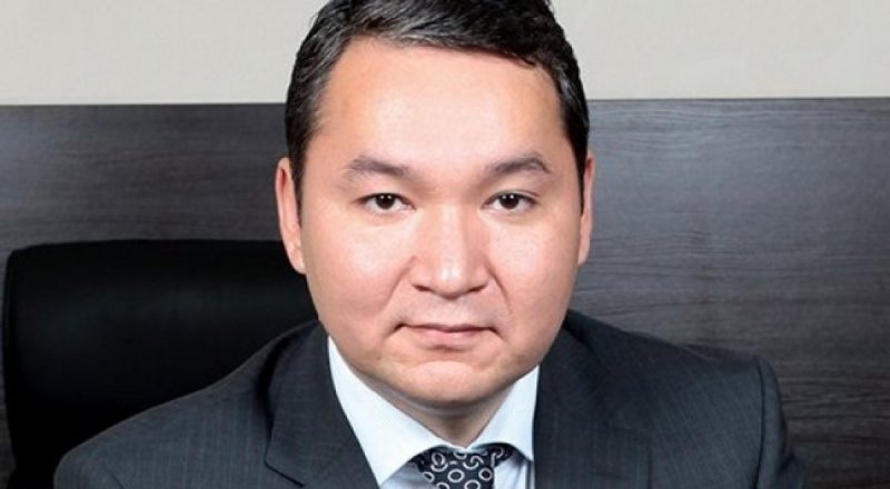 Әнуар Аманов.