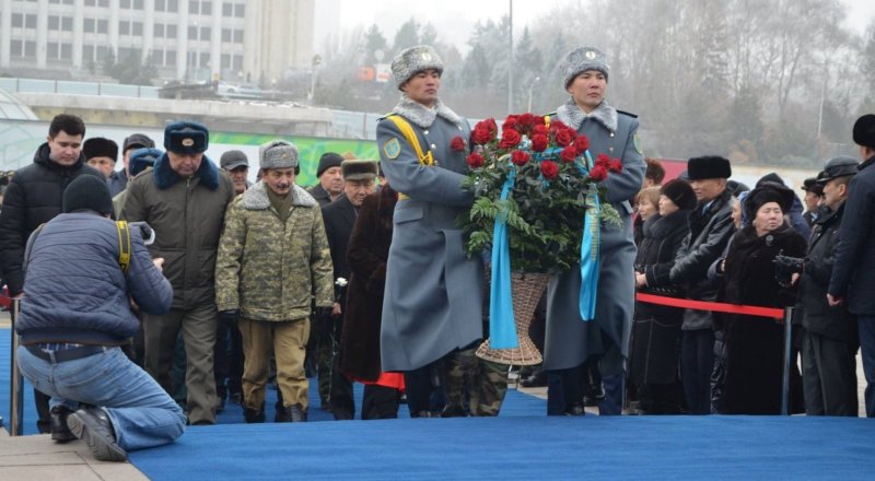 © Мұрат Әбдішүкіров