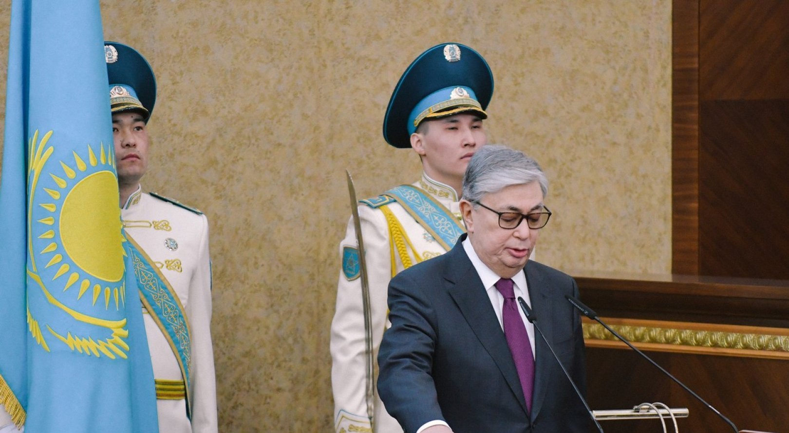 © Тұрар Қазанғапов