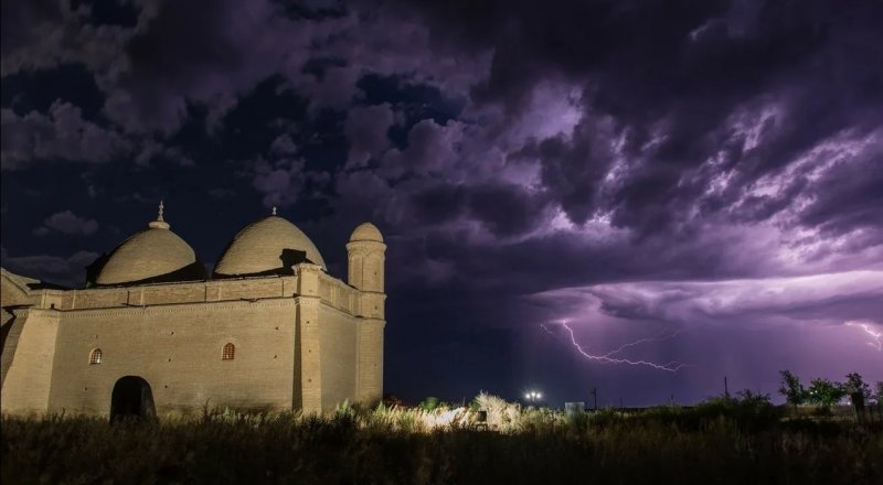 © Тұрар Қазанғапов