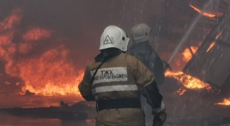 © Жасұлан Нұрқасымов