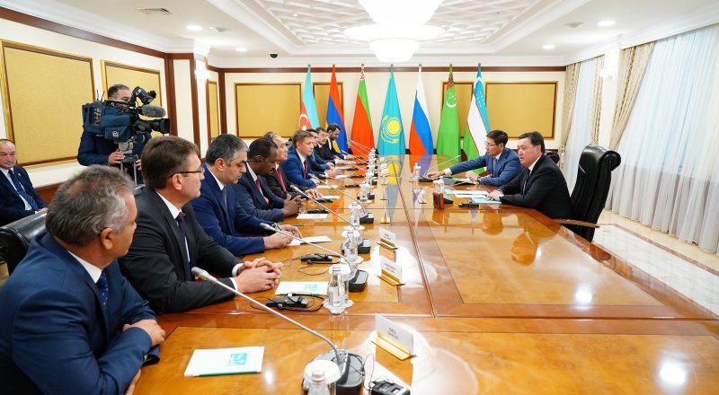 © primeminister.kz