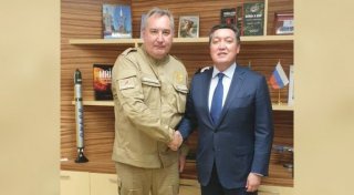 © primeminister.kz