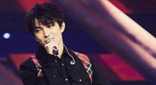 Димаш Құдайберген. Фото: instagram.com/kudaibergenov.dimash