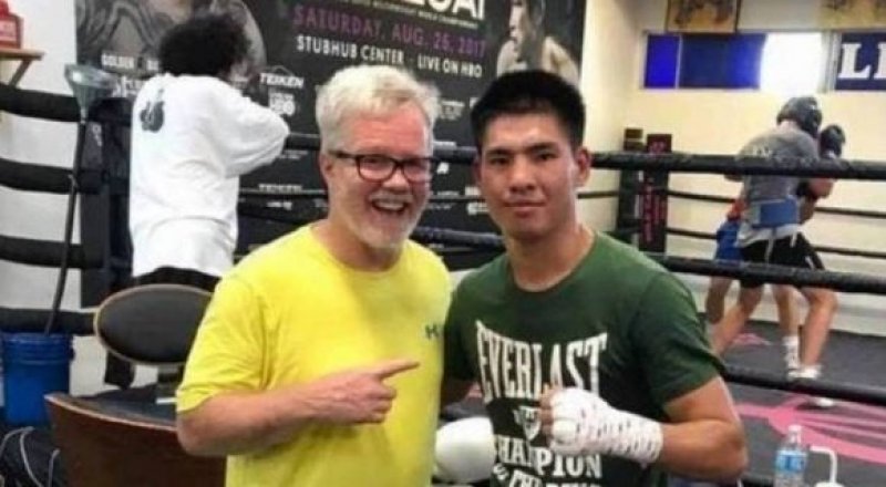 Фредди Роуч пен Ержан Ордабаев. Сурет: vk.com