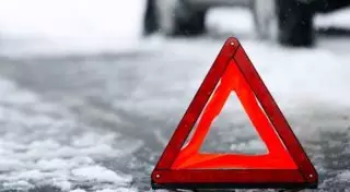 Алматы - Бішкек тасжолында жол апатынан үш адам зардап шекті