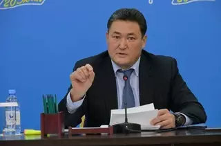 ҰҚК: Павлодар облысының әкімі Болат Бақауов қызмет бабын асыра пайдаланды деген күдікке ілінді