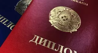 Еліміздің жоғарғы оқу орындарында әр он студенттің жетеуі ақылы білім алады