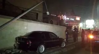 Шымкентте 17 жастағы автожуушы BMW көлігін рұқсатсыз мініп, қиратты