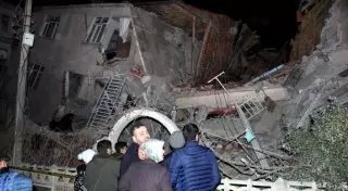 Түркияда жер сілкінісі салдарынан қаза тапқан адамдар саны 31-ге жетті