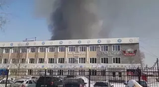 Өскеменде сұйық май өндіретін зауыт өртеніп жатыр